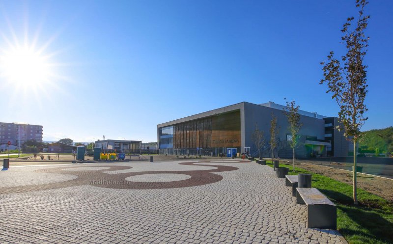 Cum arată Turda Arena, cu o capacitate de 3.200 de locuri