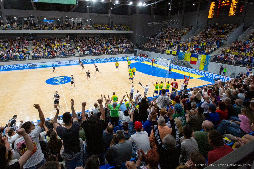 Cum a arătat Turda Arena la primul meci oficial. Peste 3.000 de oameni au fost prezenți