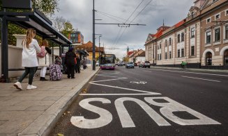 Emil Boc vrea să îi convingă pe clujenii cu bani să renunțe la mașini. "O societate dezvoltată este aceea în care bogații circulă cu transportul în comun"