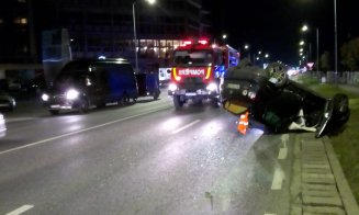 Accident grav în Florești. Au fost implicate 4 mașini / O tânără a ajuns la spital