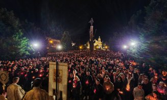 Hristos a Înviat! Mii de credincioși au participat la slujba de Înviere de la Catedrala Mitropolitană din Cluj-Napoca