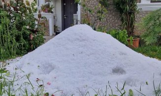 Maşini luate de viitură în prima zi de Paşte / Avertizare RO Alert: Cod portocaliu de averse torențiale