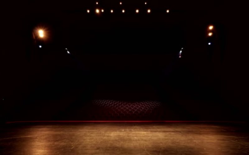 Doliu în teatrul românesc. Un îndrăgit actor s-a stins din viață