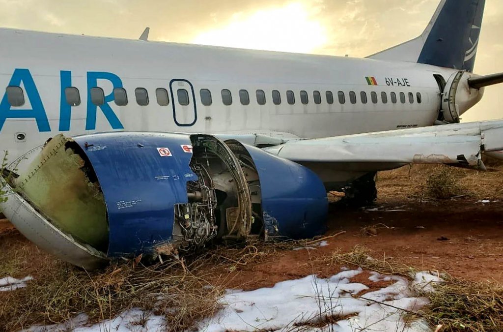 Boeing-ul 737 implicat în incidentul grav de la Dakar, soldat cu 11 răniți, a zburat pentru TAROM până în primăvara lui 2022