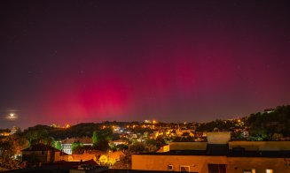 Imagini spectaculoase cu Aurora Boreală, vizibilă pe cerul Clujului