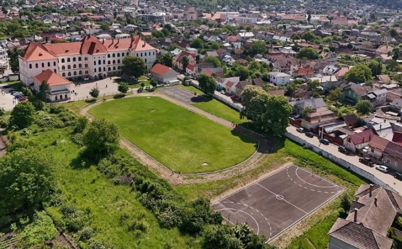 Au fost modernizate terenurile de sport de la Colegiul Național „Mihai Viteazul” din Turda