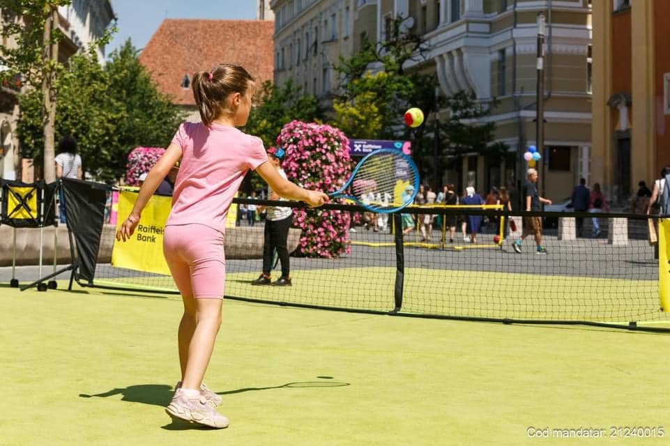 Joaca și sportul continuă astăzi la Urban Playfield Cluj. Primarul, prezent și el la mișcare