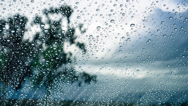 Nu scăpăm de vremea rea! Nouă atenționare Cod Galben de ploi, vijelii şi grindină în Cluj