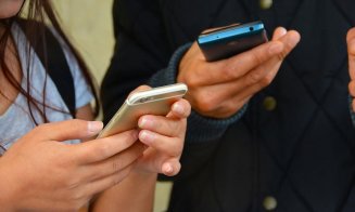 Studiu. O treime dintre tinerii din UE verifică informațiile din mediul online, în timp ce românii nu sunt interesați de acest lucru
