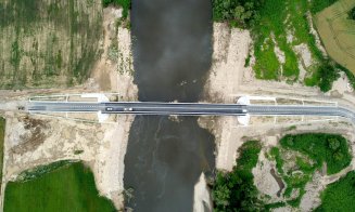 Inaugurare electorală: Pod peste Someş fără drumuri de acces