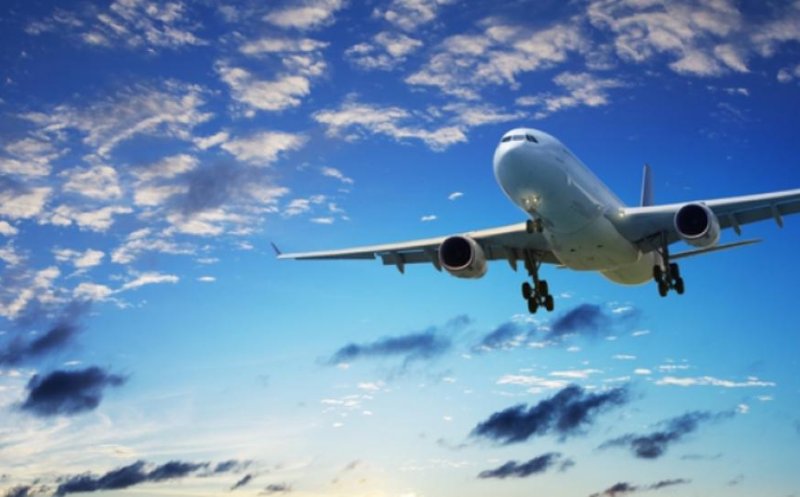 Primul zbor direct către SUA, după 20 de ani, a decolat din România