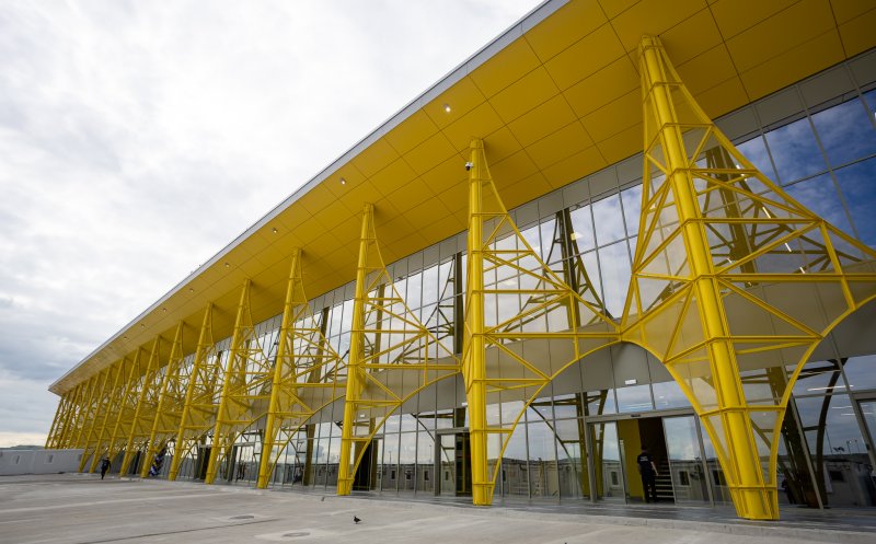 Primii pasageri care au călătorit din noul terminal extins al Aeroportului Internațional ''Avram Iancu'' Cluj