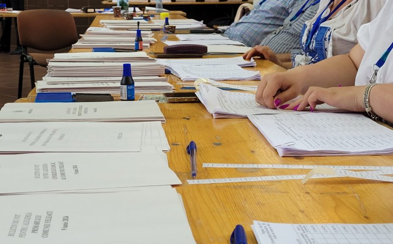 ALEGERI 2024. Peste 5 milioane de alegători la vot până la ora 15.00/ Clujul a trecut de 25%