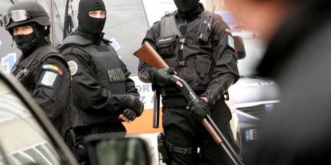 Bagaj suspect în centrul Clujului. Au intervenit polițiștii