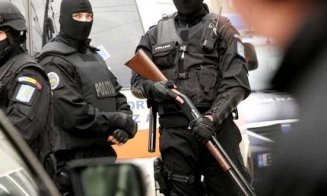 Bagaj suspect în centrul Clujului. Au intervenit polițiștii