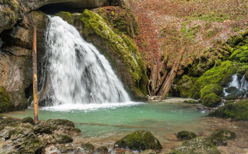 Destinația perfectă să scapi de canicula din weekend. Este considerat cel mai frumos traseu din Munții Apuseni