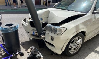 O fetiță de 11 ani și un adult, transportați la spital în urma accidentului de pe strada Napoca