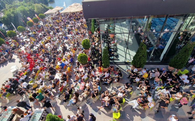 Sâmbătă, meciul României la EURO 2024 se vede pe terasa exterioară de la Iulius Mall Cluj. Vino să îi susții pe tricolori și poți câștiga și premii instant!