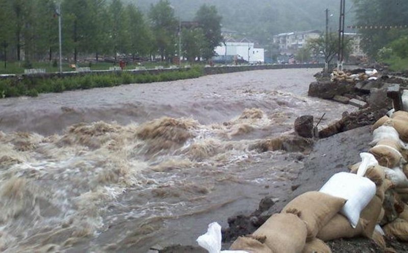 Cod galben de inundații pe râuri din 12 județe, inclusiv în Cluj