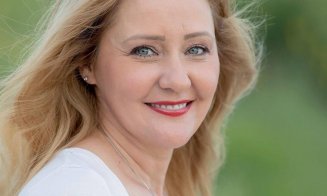 Elena Lasconi - noul preşedinte al USR: De astăzi începe reconstrucţia partidului/ Îşi va depune candidatura pentru alegerile prezidenţiale din acest an