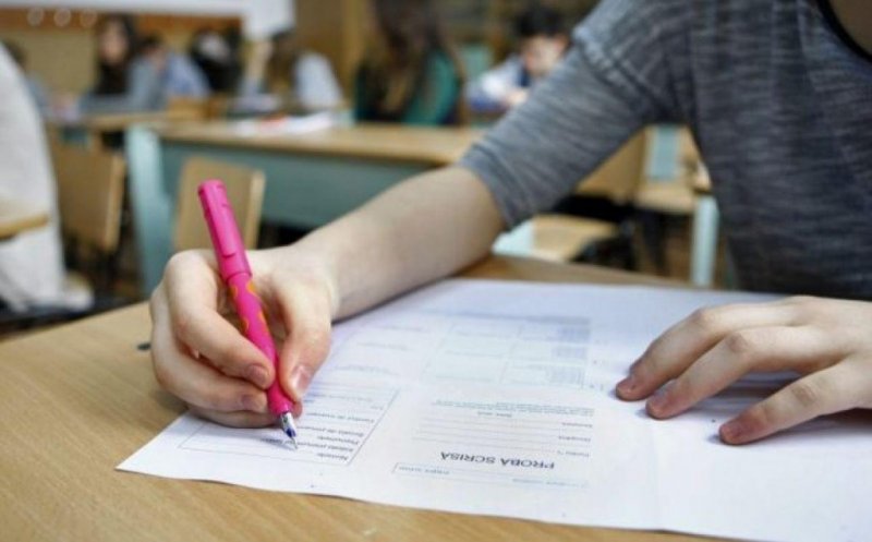 Evaluarea Națională 2024. Absolvenţii de gimnaziu susțin proba la Matematică