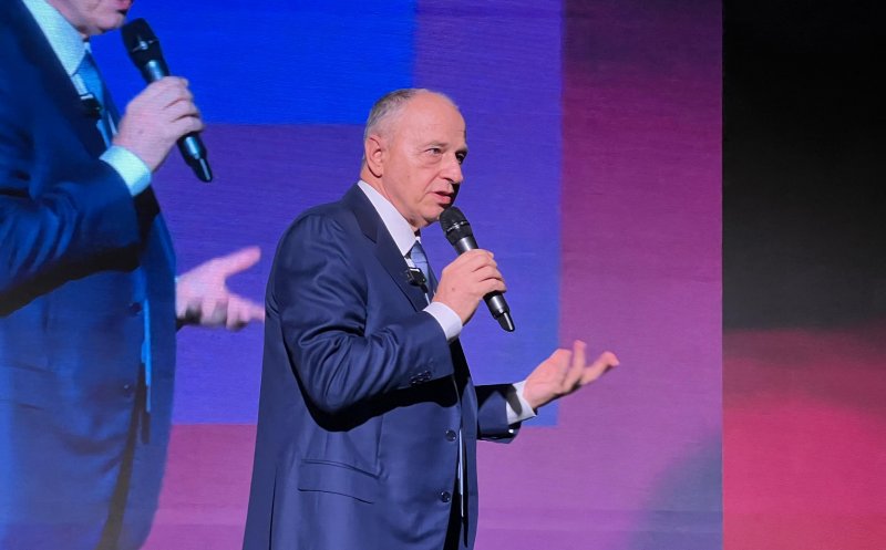 ZIUA de CLUJ: „Candidaţi la prezidenţiale?" / Mircea Geoană: „Următoarea întrebare, vă rog”