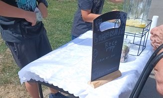 Puştii întreprinzători din Mănăştur sau cum să faci un ban (neimpozitat) în vacanţă
