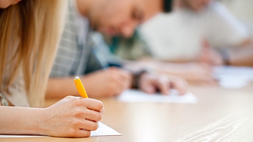 Luni începe prima probă scrisă la examenul de Bacalaureat 2024. Regulile pe care trebuie să le cunoască elevii