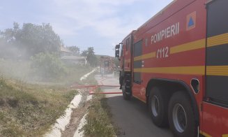 INCENDIU într-o gospodărie județul Cluj / Descărcare electrică din liniile de transport