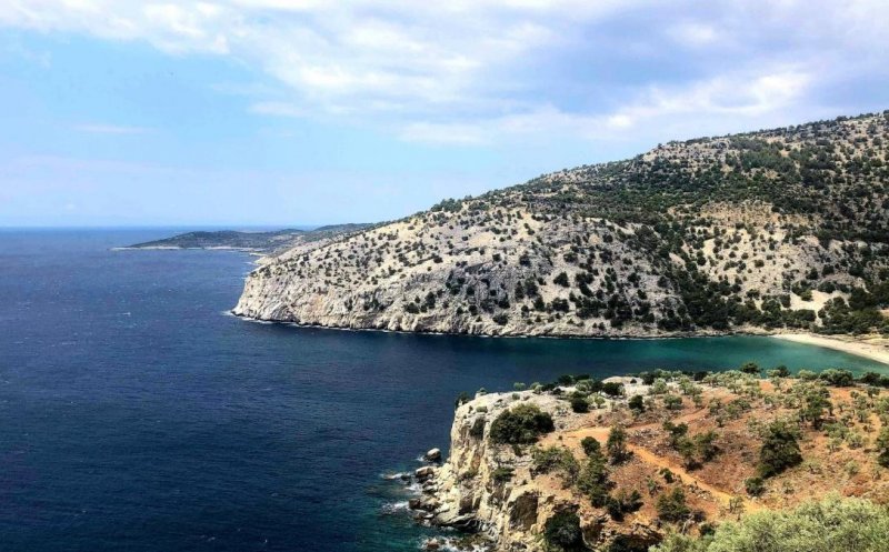 MAE anunţă risc de incendii şi de furtuni în mai multe zone din Grecia