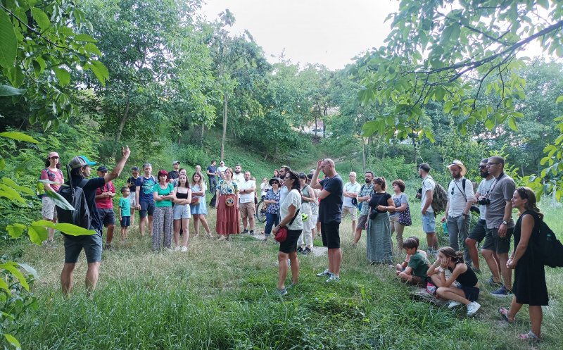 Activiști, despre Parcul Est: ''A dispărut cea mai mare parte din depozite, s-a nivelat terenul''