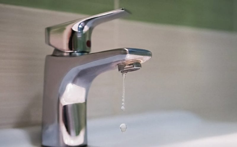 Cluj-Napoca: Va fi întreruptă furnizarea apei potabile ca urmare a unor avarii pe câteva străzi din oraş