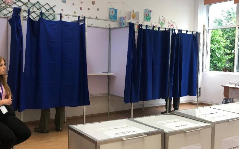 Mai puţin de 2.000 de români şi-au manifestat intenţia de a vota prin corespondenţă