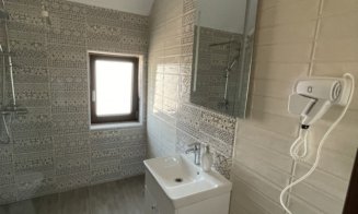 Chirii de Cluj: 350 de euro lunar pentru o garsonieră ca să împarți bucătăria cu alte trei apartamente. Ați plăti aceștei bani?