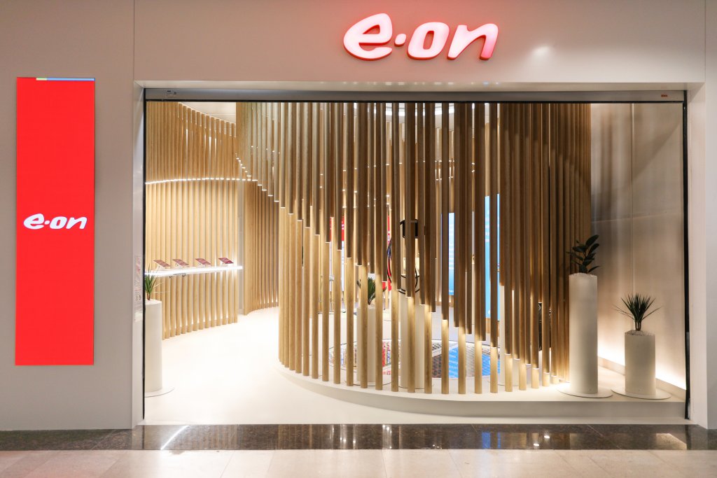E.ON deschide în Cluj-Napoca primul său concept store