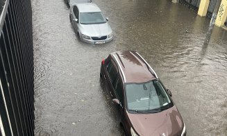 Furtună la Cluj-Napoca! Multe străzi au fost inudate de apă