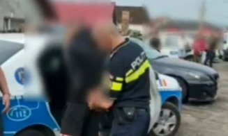 S-a întâmplat în Cluj-Napoca: Un polițist a fost târât cu mașina de un tânăr care a refuzat controlul rutier