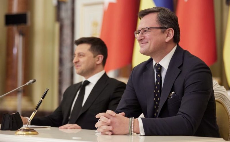 Ministrul de externe al Ucrainei, Dmitro Kuleba, şi-a prezentat demisia / Zelenski remaniază diplomaţia ucraineană