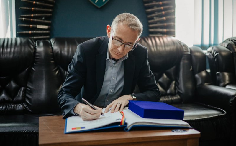 Ambasadorului Canadei în România, la baza aeriană de la Câmpia Turzii. Ce s-a discutat