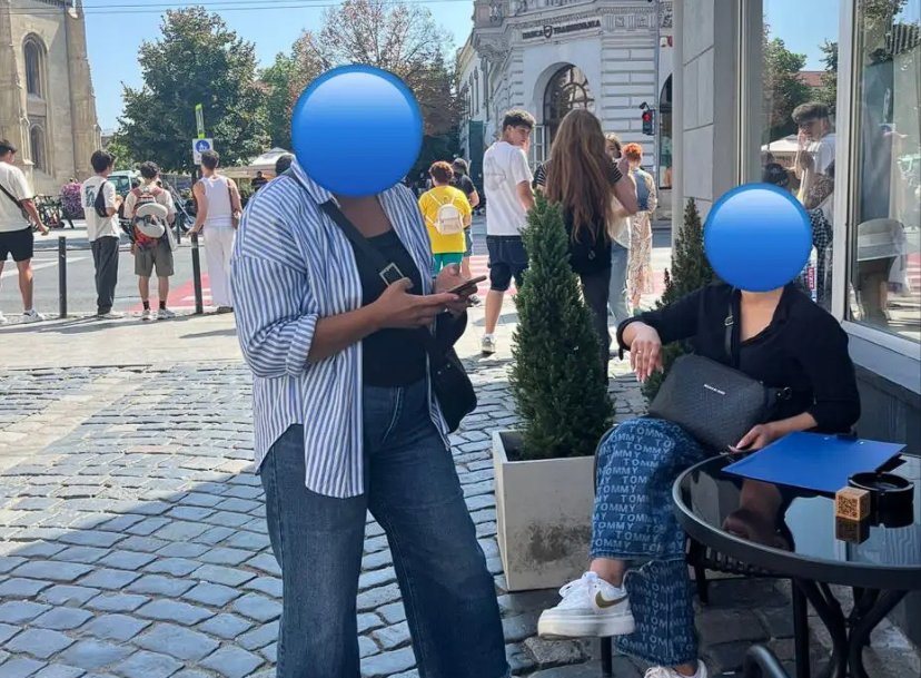 Frauda în plină stradă: Două persoane care pretindeau că sunt surdo-muți, prinse de jandarmi în centrul Clujului