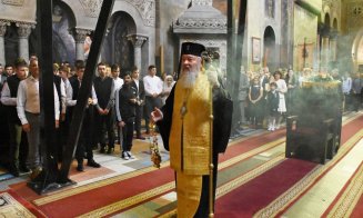 Mitropolitul Clujului, la început de an școlar: ''Să le dea Dumnezeu convingere profesorilor, alături de familie, să-i ducă pe tineri pe calea cea bună''