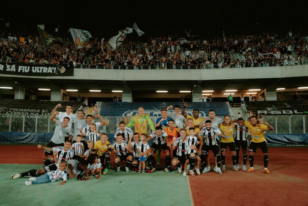 "U" Cluj, precum Pasărea Phoenix. Din Liga a 4-a la primul loc în Superligă în doar 8 ani
