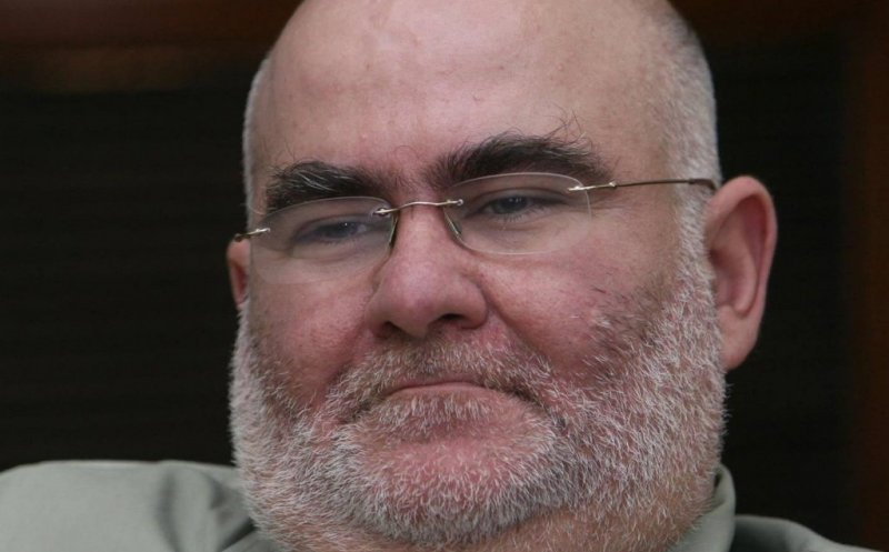 Cum vrea să scape Alfred Bulai de acuzațiile de agresiune sexuală. Sociologul, internat la Spitalul Militar, după un infarct