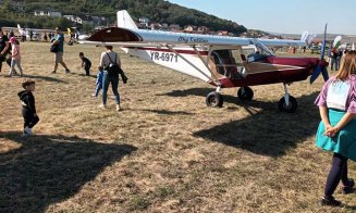 Cum a fost la AeroExpoFest Cluj. Pasionații de aviație au putut să testeze live avioane sau elicoptere