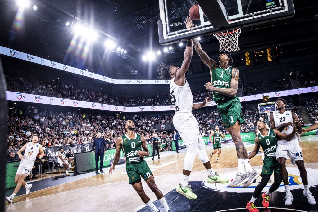 Dezamăgire în tabăra campioanei României după eșecul din EuroCup: "Ne doream să începem sezonul cu o victorie"