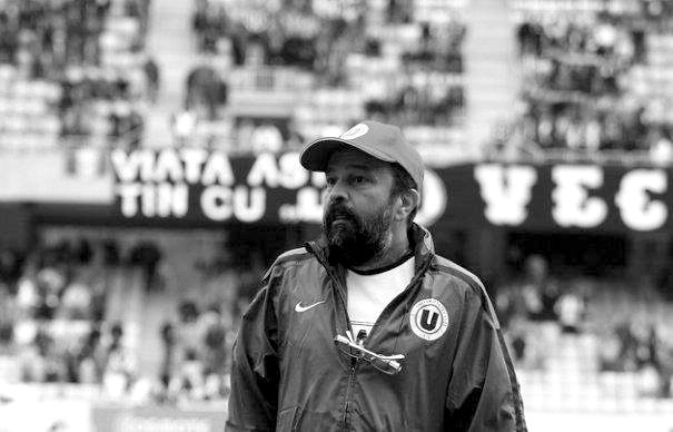 VIAŢA ASTA ŢIN CU "U" / Ne amintim cu drag de Ioan Gyuri Pascu. Nu te vom uita niciodată!