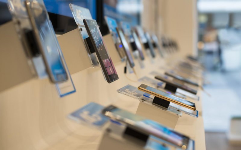 Poate duce telefonul mobil la apariția unor boli grave? Răspunsul specialiștilor