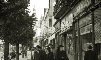Instantaneu surprins în Piața Unirii, în anii 1940