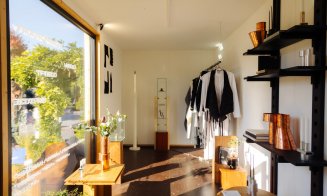 Antreprenoriatul creativ în prim-plan: Iulius Mall Cluj găzduiește pop-up-ul designerului Radu Abraham, câștigător al programului Rezidența Antreprenorială