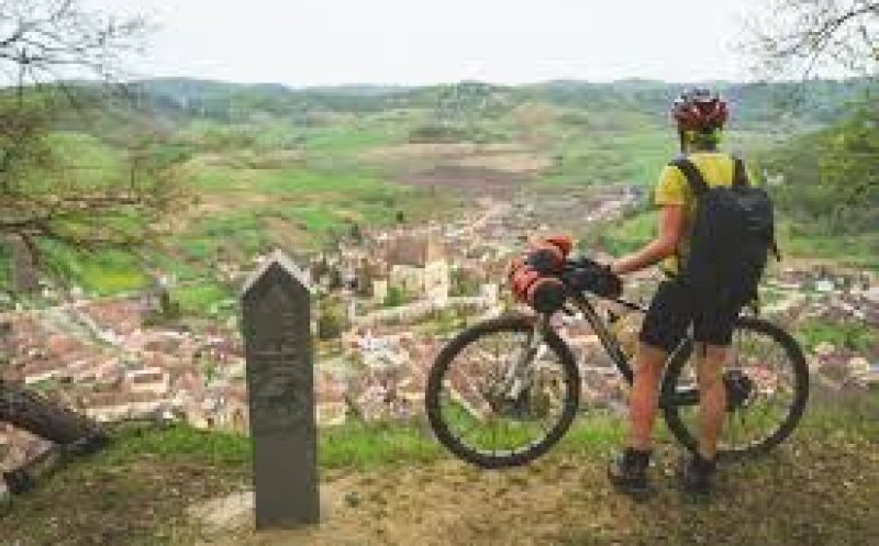 Via Transilvanica, recomandată de National Geographic ca destinaţie de neratat în 2025